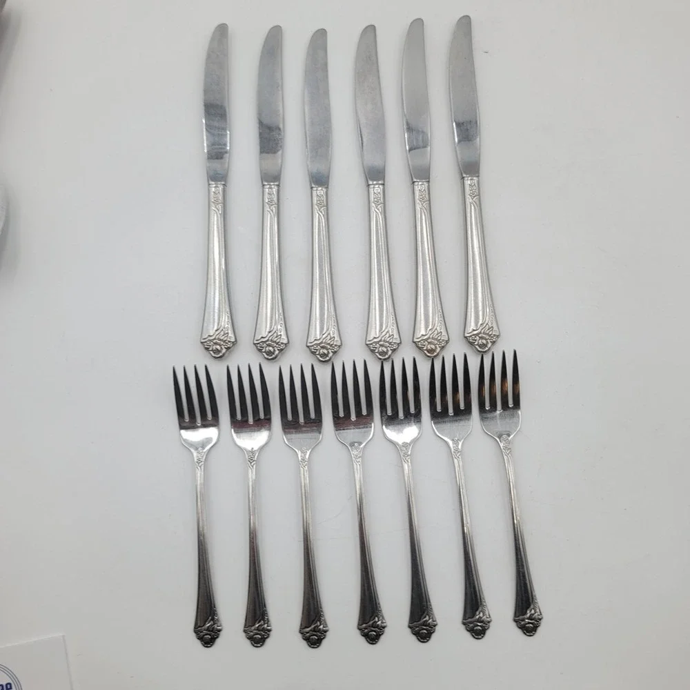13pc Oneida Community Fantasy Rose Stainless Flatware Set 6 Knives 7 Salad Forks